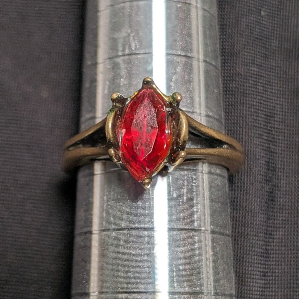 HMS Womens Ring Red Marquise Stone 18K HGE Gold Tone Cocktail Fashion 6.75 READ